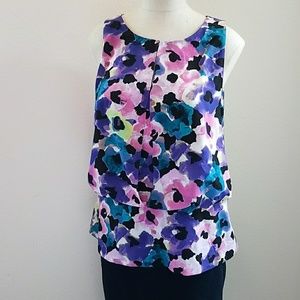 Pretty floral top